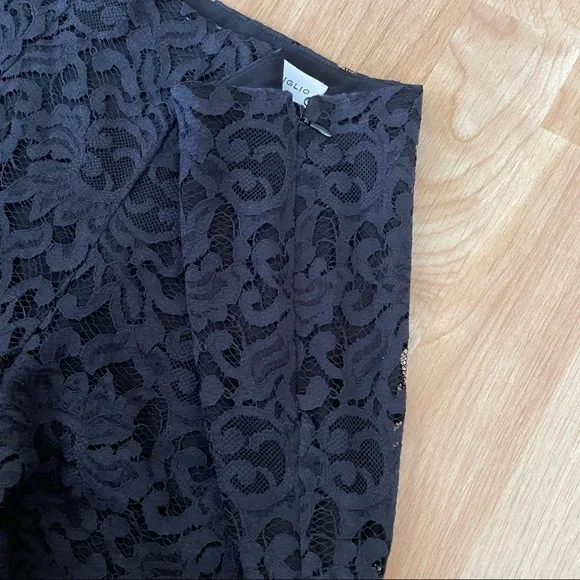 Francesco Scognamiglio Black Scalloped Edge Lace High Rise Shorts Size 40 IT